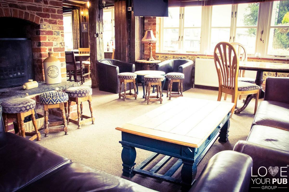 The Rising Sun Inn Waterlooville Exterior foto